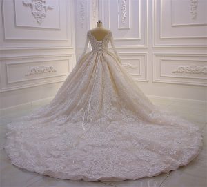Full beaded stoning lace luxurious empire wedding dress - Image 3