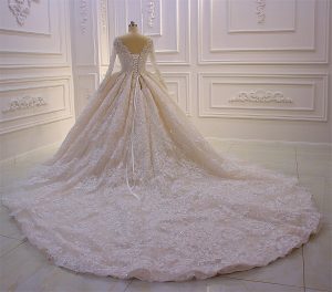 Full beaded stoning lace luxurious empire wedding dress - Image 4