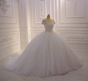 Full Swarovski pearls luxurious ball wedding dress - Image 5