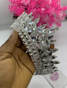 Luxurious Royalty crown 007