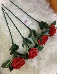 Single rose for bridesmaids - Image 2